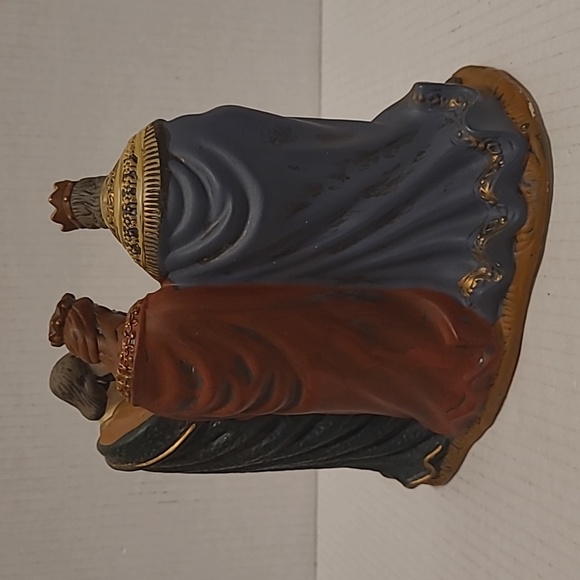 Beautiful Vintage Nativity Scene - Picture 7 of 17